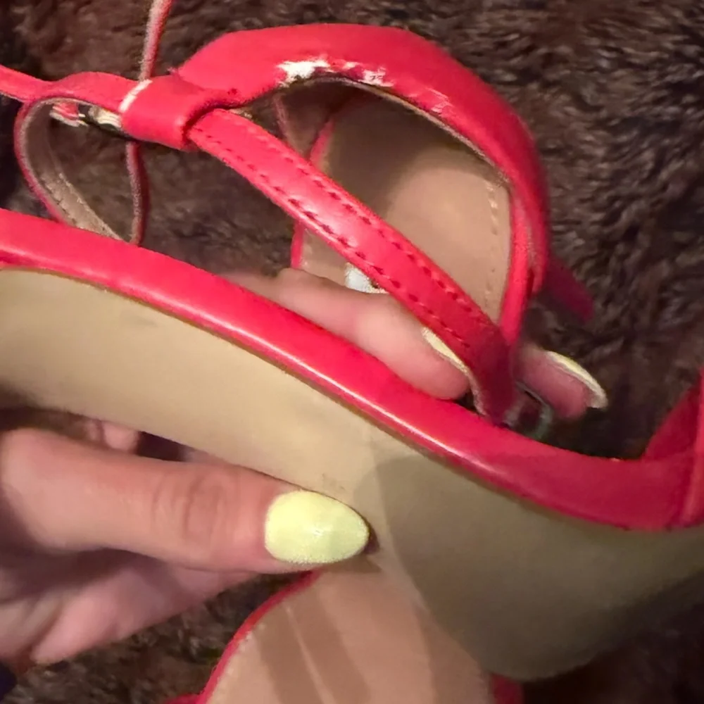 Red Steve Madden Heel LIKE NEW Size 8 Stecy Shoe - Picture 5 of 7